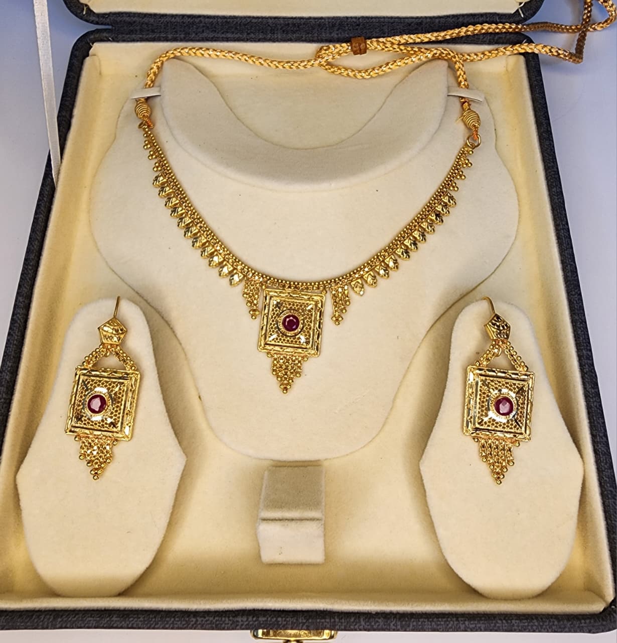 Gold Polish Necklace