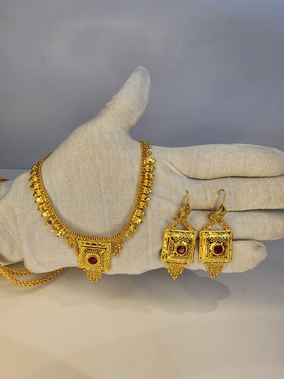 Gold Polish Necklace