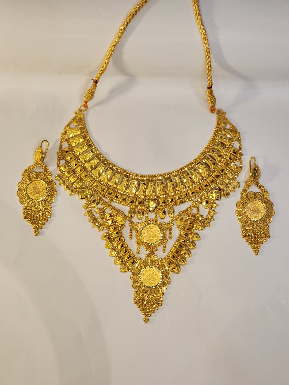 Handmade Gold Polish Necklace
